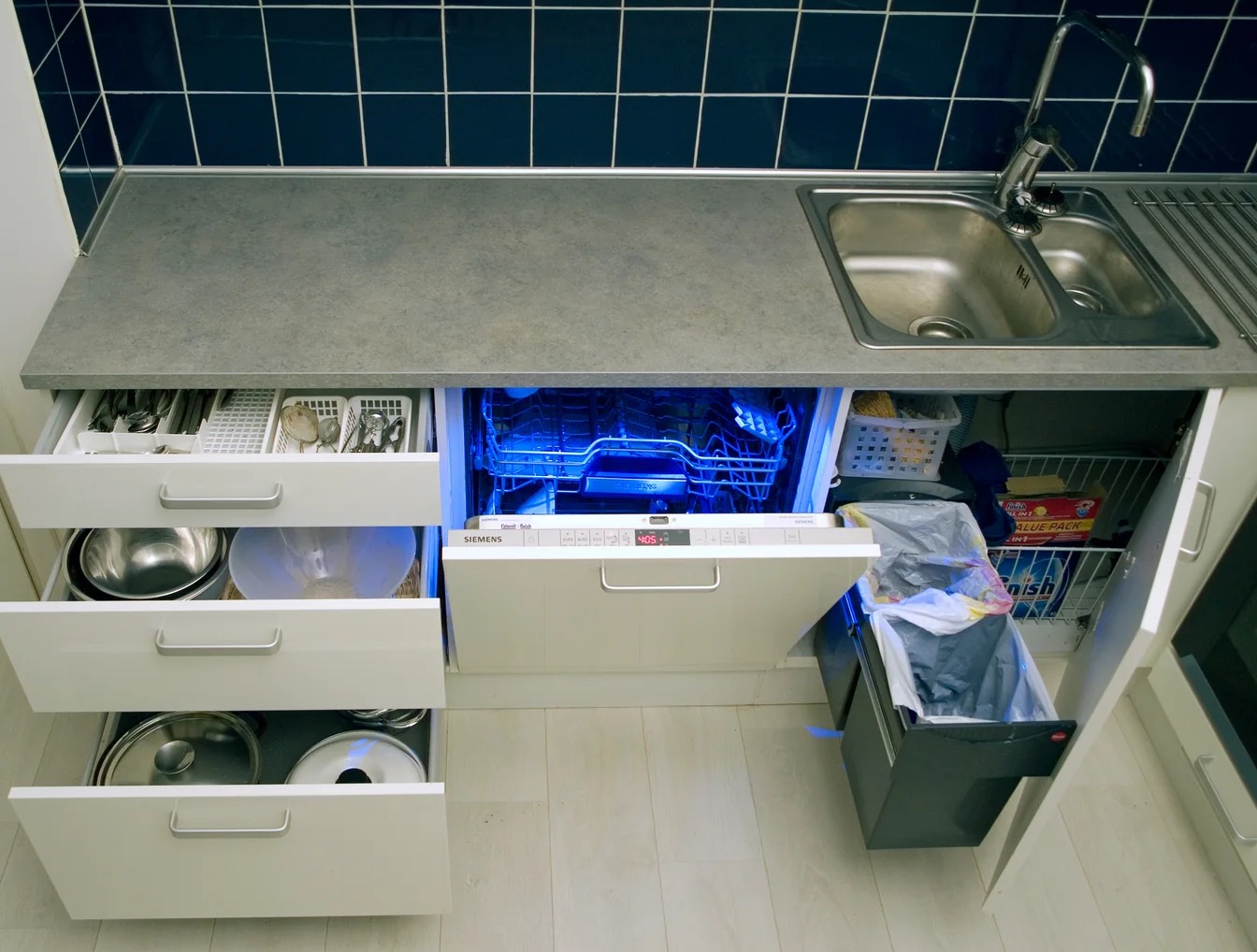 Dishwasher Leak Water Removal in Highland Heights, OH