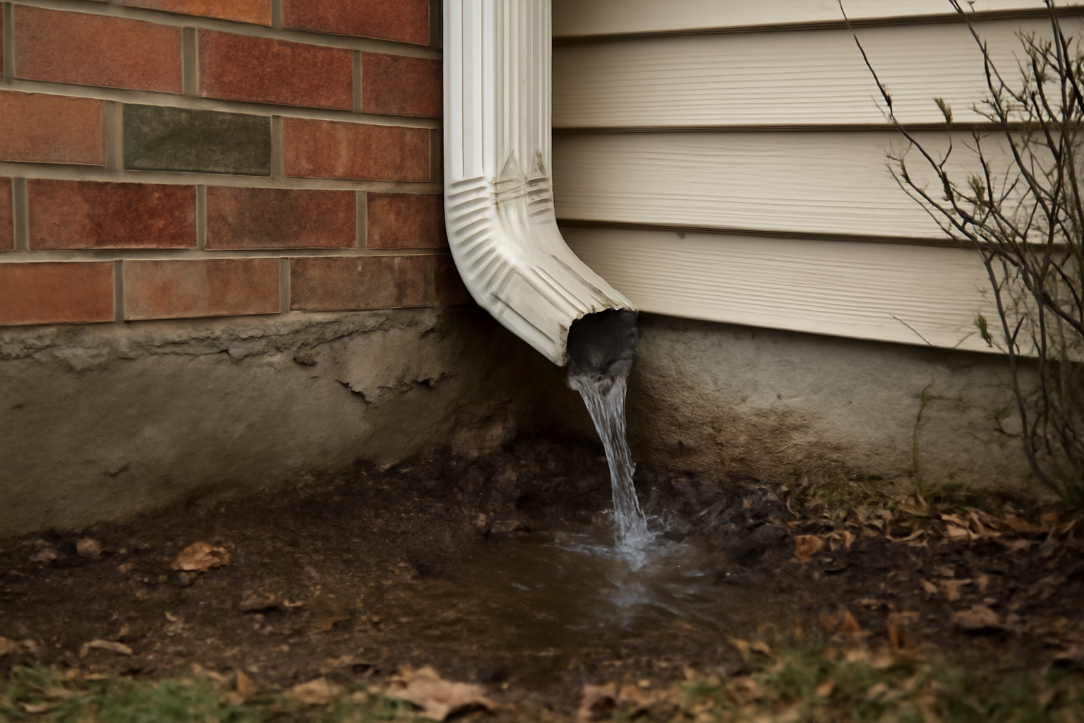 Downspout Failure Water Removal in Seville, OH
